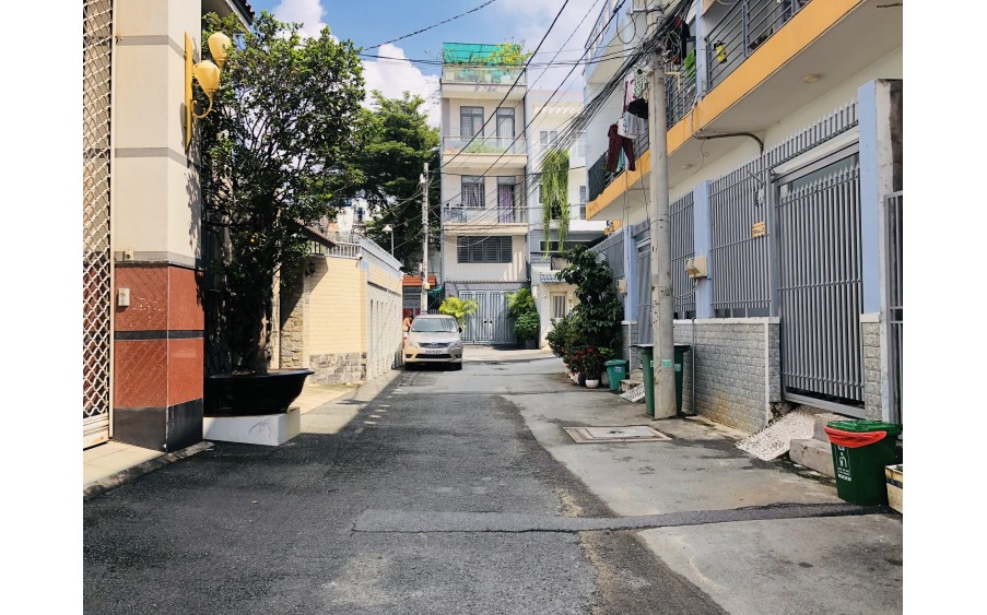Ở NGAY - Bán Nhà Linh Trung Thủ Đức, Đường Lê Văn Chí Ô tô ngủ trong nhà - 3PN, 5,99 tỷ